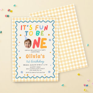 Roligt att vara en Foto Gingham 1-årsdag Inbjudningar