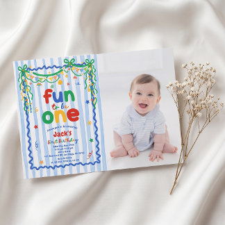 Roligt att vara en pojke 1-års födelsedagsfoto inb inbjudningar