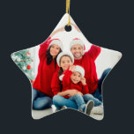 Roligt av modern julfamilj med 1 grönt ljus julgransprydnad keramik<br><div class="desc">Roligt med ljusfärglös grönt,  modern 1-fotojulfamilj - allt är ljust prydligt</div>