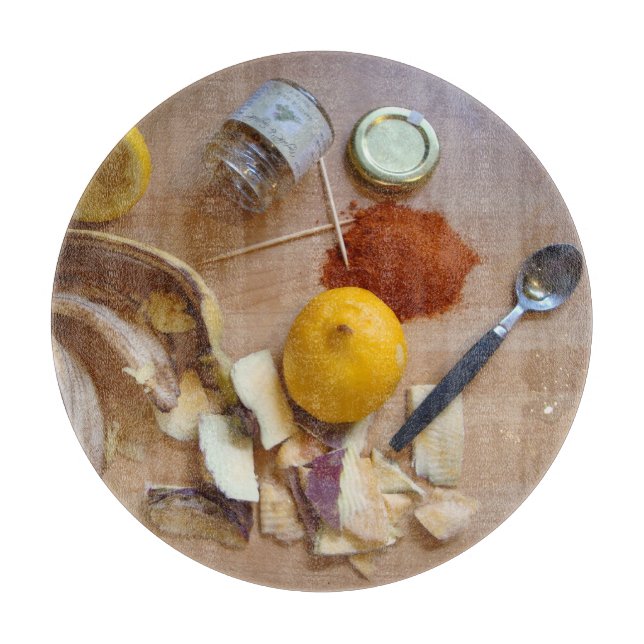 roligt bild av hackad veg som är avsedd för middag (Framsidan)