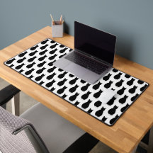 Roligt Black Cat Desk Mat