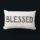 roligt BLESSED-typografi | Lumbalfyllning Lumbarkudde<br><div class="desc">HEM SVENSKT HEMMA | VÅR HEMMA | VÄLKOMMEN TILL VÅRT HEM | HEMDEKOR OCH TILLBEHÖR TILL MODE | KOMFORTABEL | SERENE | HAR | BLESSED | FAITH | LYCKLIG | Life-BRA | LIVET ÄR BÄTTRE HEMMA | BELIV OCH KÄRLEK |</div>