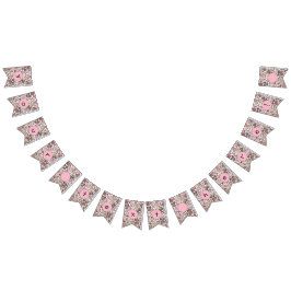 roligt bröstkvinna som buntar flaggor