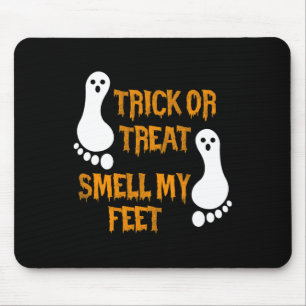 Roligt Bus eller godis luktar min Feet Halloween Musmatta