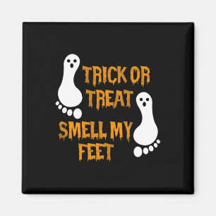 Roligt Bus eller godis Smell min Feet Halloween Magnet