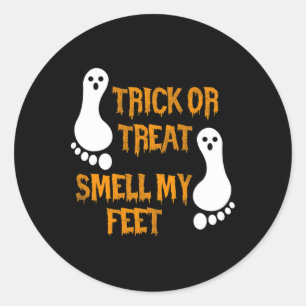 Roligt Bus eller godis Smell min Feet Halloween Runt Klistermärke