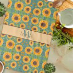 Roligt Cheerful Solros eget namn - början Kökshandduk<br><div class="desc">Roligt Chic Personlig Namn Initial Blommönster Modern kökshandduk. De här färgstarka solljokerhanddukarna är perfekt att lägga till ett färg-popo i ditt kök. Gör dem unika genom att lägga till ditt namn eller favoritcitat. Oavsett om du är en säsongsbetonad kock eller en aspirerande hemkock, så gör de här handdukarna perfekten till...</div>