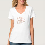 Roligt citationstecken för Calligraphy för T Shirt<br><div class="desc">Fira jul med stil, och roligt i T-tröja för denna "lätta lika julmorgon" i en moderiktig faux brons design som skräddarsy lätt med ditt efternamn - men göra perfekt också utan det, genom att lämna det alternativ tomt. Det ska humoristiska citationstecknet gör alla att le och sjunga längs denna helgdag....</div>