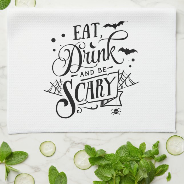 Roligt Cute Eat Drink ska vara Scary Fladdermus Ha Kökshandduk (Vikta)