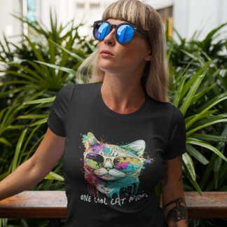 Roligt En Coola Katt Mamma med färgstarka solglasö T Shirt