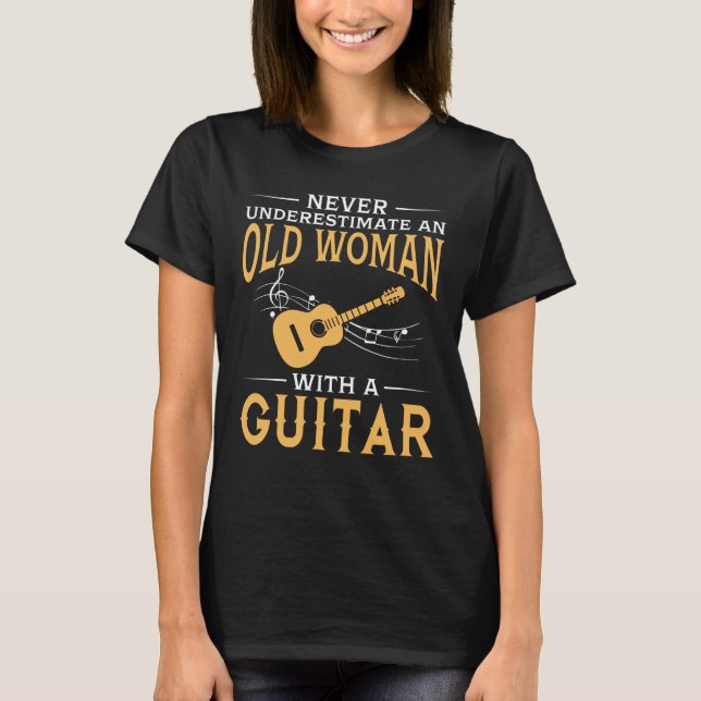 Roligt en gammal kvinna med en gitarr t shirt (Framsida)