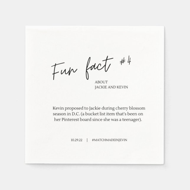 Roligt Fact #4 Bröllop Cocktail Napkins Pappersservett (Framsidan)