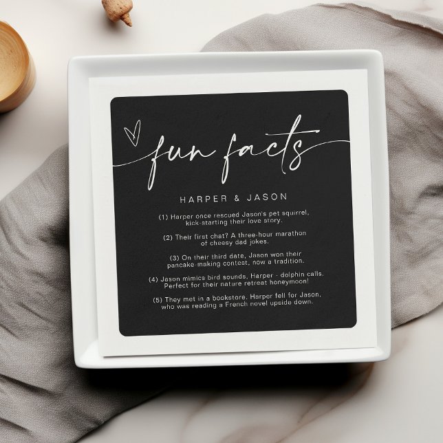 Roligt Facts Modern Chic Minimalist Black & White Pappersservett (Skapare uppladdad)