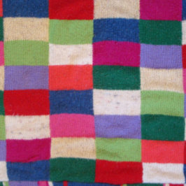 roligt färglöst stickad lapptäcke mugg