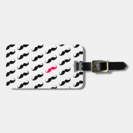 Roligt flickaktigt rosa och svart mustaschmönster bagagebricka