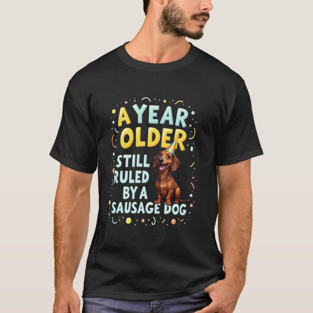 Roligt födelsedagspresent Dachshund Hund T Shirt (Framsida)