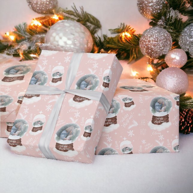 Roligt god jul illustrerar fotosnöglob presentpapper (Fun merry Christmas illustration photo snowglobe Wrapping Paper pink)