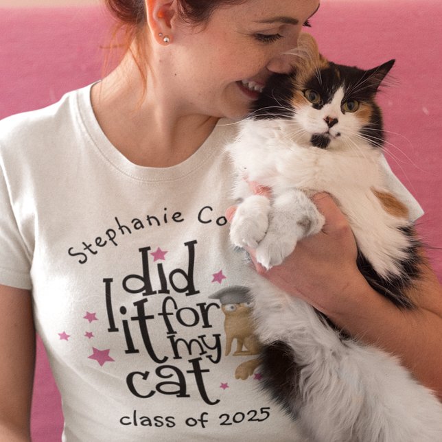 Roligt Grad 2025 gjorde det för Kat Studenten T Shirt (Skapare uppladdad)