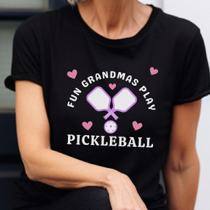 Roligt Grandmas Play Pickleball Funny Quote T Shirt