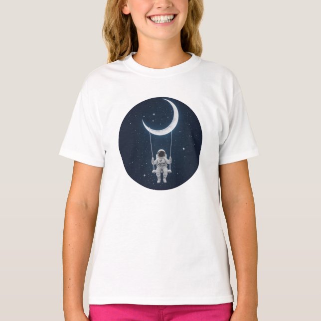 Roligt i rymden - Astronaut Swinging på Måne T Shirt (Framsida)