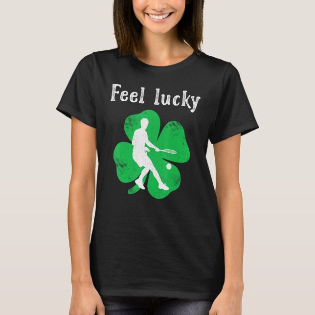 Roligt Irish Feel Lucky Tennis St patricks day T Shirt (Framsida)