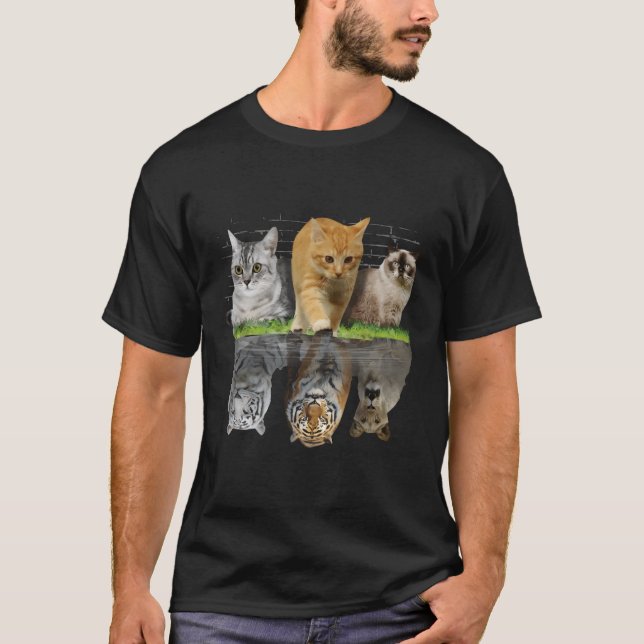 Roligt Kattreflektion T Shirt (Framsida)