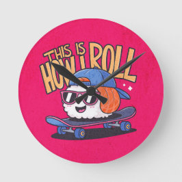 Roligt Kawaii Sushi på skateboard Rund Klocka