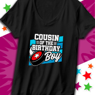 Roligt Kids Hockey Party Cousin från födelsedagstj T Shirt
