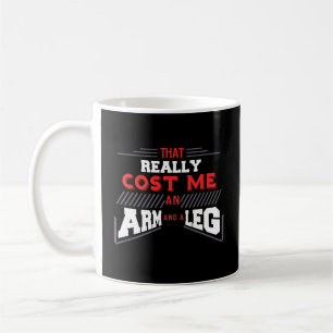 Roligt lägga benen på ryggen amputeen, gåvakaff kaffemugg