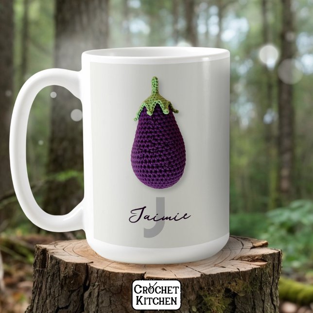 Roligt Lila Modern Minimal Crochet Eggplant Namn Kaffemugg (Skapare uppladdad)