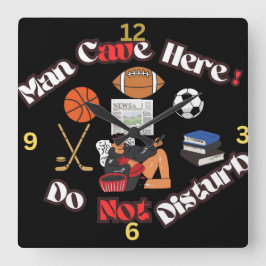 Roligt Man Cave här Square Wall Clock Fyrkantig Klocka