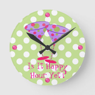 Roligt Martini Glass Lycklig Hour Wall Clock Rund Klocka
