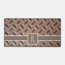 Roligt maskulint brunnslock, dekorativt monogram