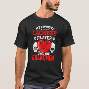 Roligt Min favoritspelare kallar mig mormor T Shirt
