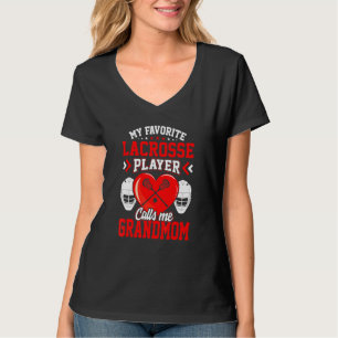 Roligt Min favoritspelare kallar mig mormor T Shirt