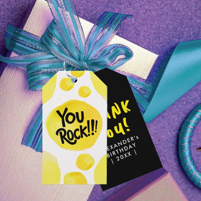 Roligt Modern skript Sten Gult Svart penseltyp Presentetikett (Skapare uppladdad)