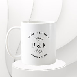 Roligt Monogram Blommigt Botanical Bröllop par Nam Kaffemugg
