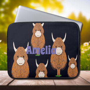 Roligt Monogram Highland Cow Laptop Fodral