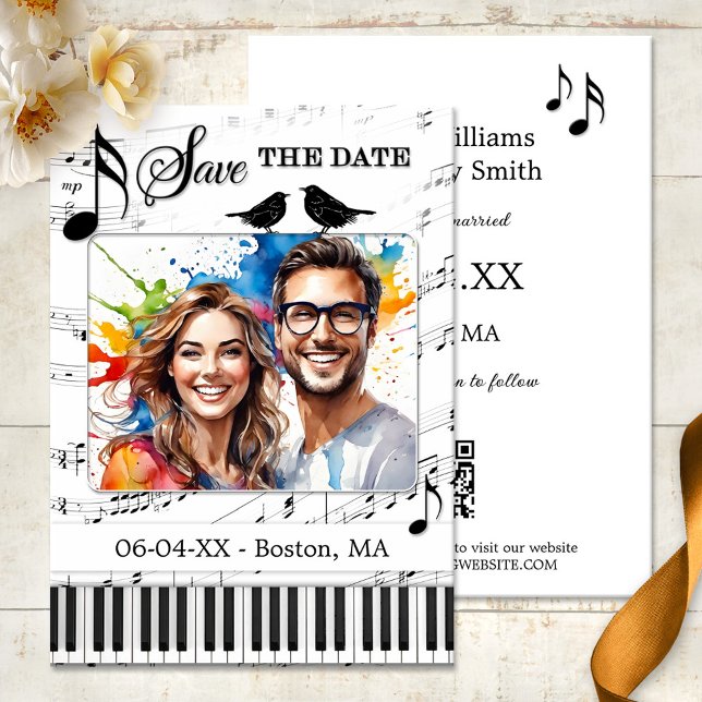 Roligt Music Black and White Photo Save Date Meddelande (Save the Date card with your photo on a black and white design with musical notes, keyboard and bird)