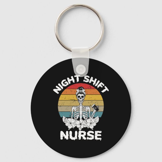 Roligt Nattskift Nurse Skeleton Halloween Rn Nurse Nyckelring (Framsida)
