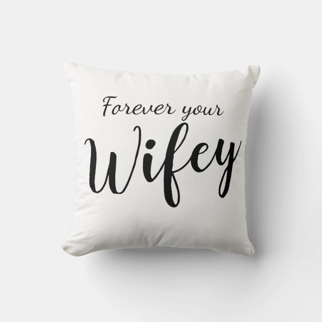 Roligt Ny gifta Wifey Dekorativ kudde (Framsida)