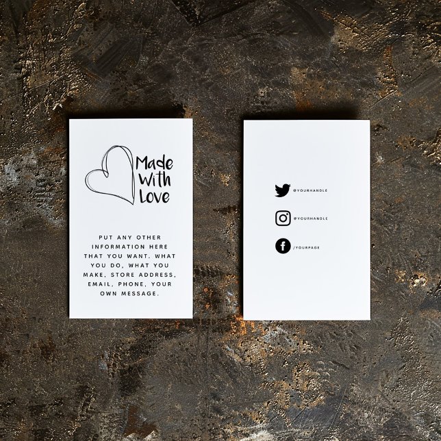 Roligt och enkel med kärlek hjärta, social-länkar tilläggskort (Minimalist ‘Made With Love’ business insert card with a heart illustration and social media details )