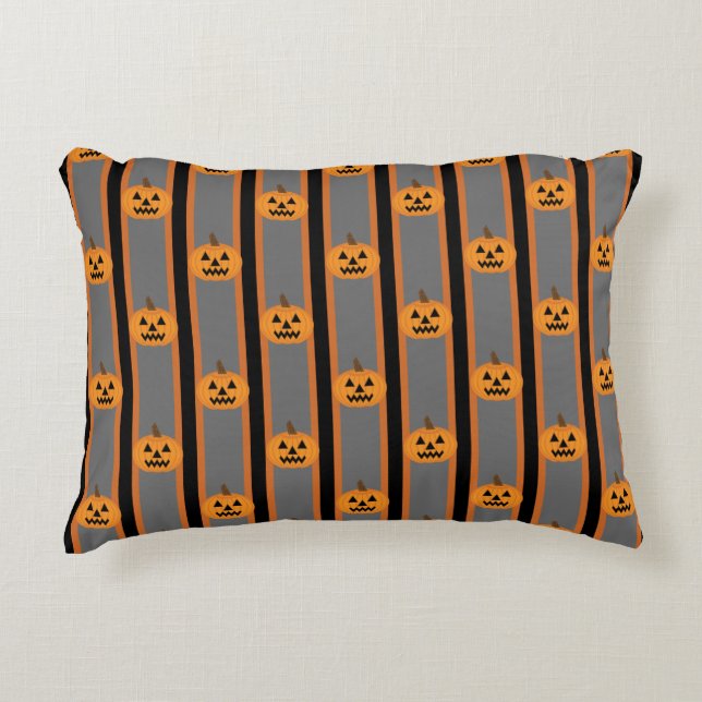Roligt och Finare Halloween Pumpkins Prydnadskudde (Framsidan)