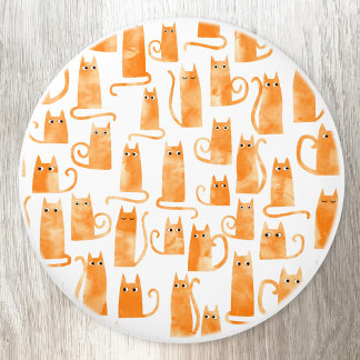 Roligt Orange Ginger Cat Knopp