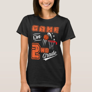 Roligt på andra Klass-basket första dagen i T Shirt