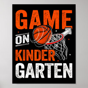 Roligt på Kindergarten Basketball första dagen Poster