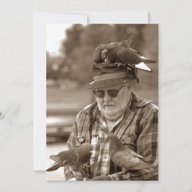 Roligt Pigeons Roost Man Pension Party bjudan Inbjudningar (Framsida)