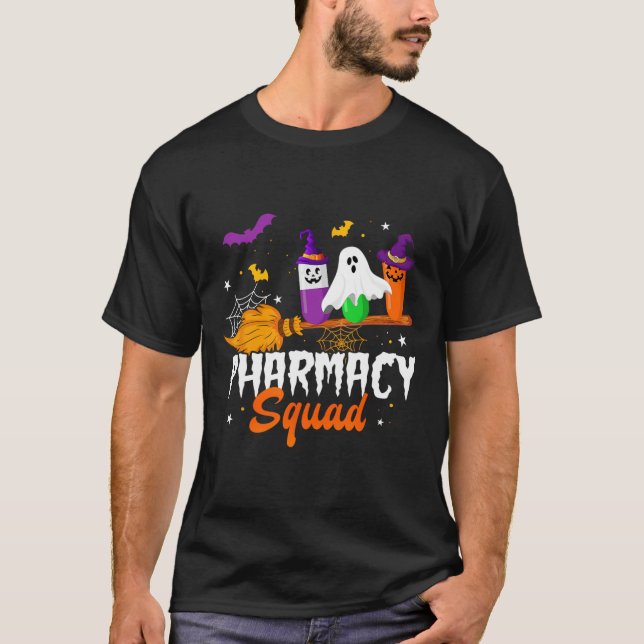 Roligt Pills Pharmacy Squad Pharmacist Technician  T Shirt (Framsida)