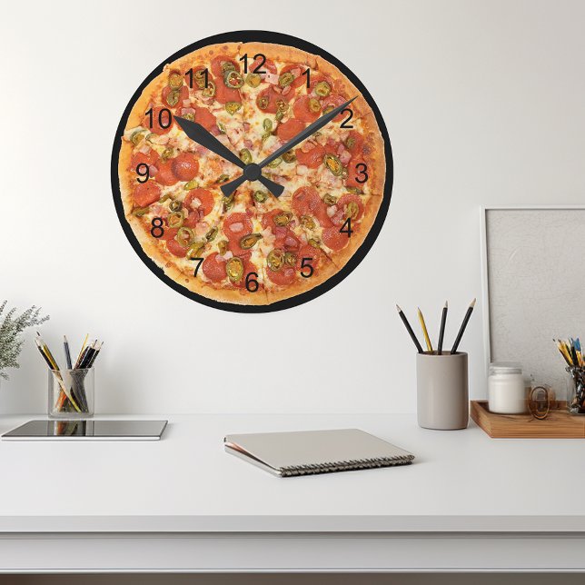 Roligt Pizza Pepperoni Sunk Food Kitchen Rund Klocka (Skapare uppladdad)