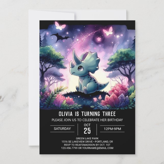 Roligt PreHistory Triceratops Birthday Inbjudningar (Framsida)